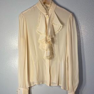 Vintage Oscar De La Renta Cream Silk Lace Ruffle Front Button Down Blouse 80s